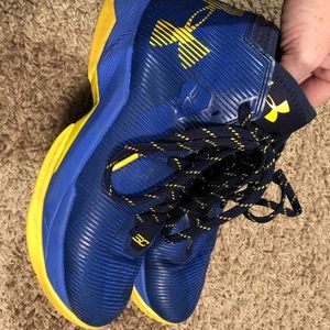 steph curry shoes size 5.5